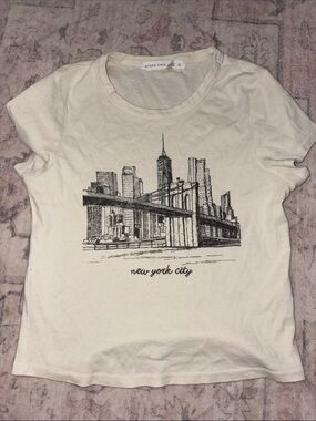 Altar'd State Cream Graphic 'New York City' Tee with Black Skyline